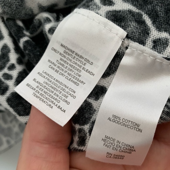 ⭐️NWT Jones New York Sport Cropped Cotton Cardigan w/Giraffe Print size XL - Picture 6 of 11